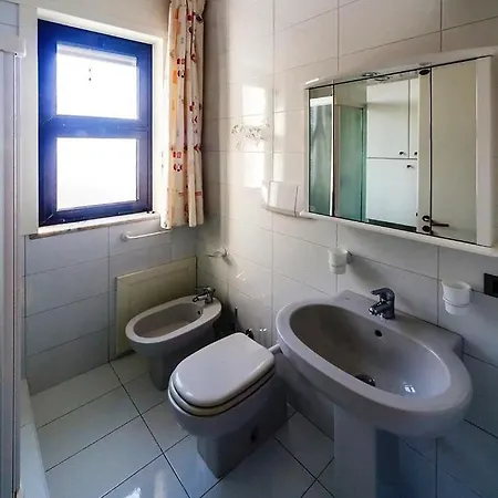 Trilocale Chiara Residence Baia Blu