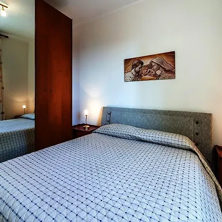 Trilocale Chiara Residence Baia Blu *