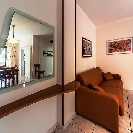 Holiday home Trilocale Chiara Residence Baia Blu